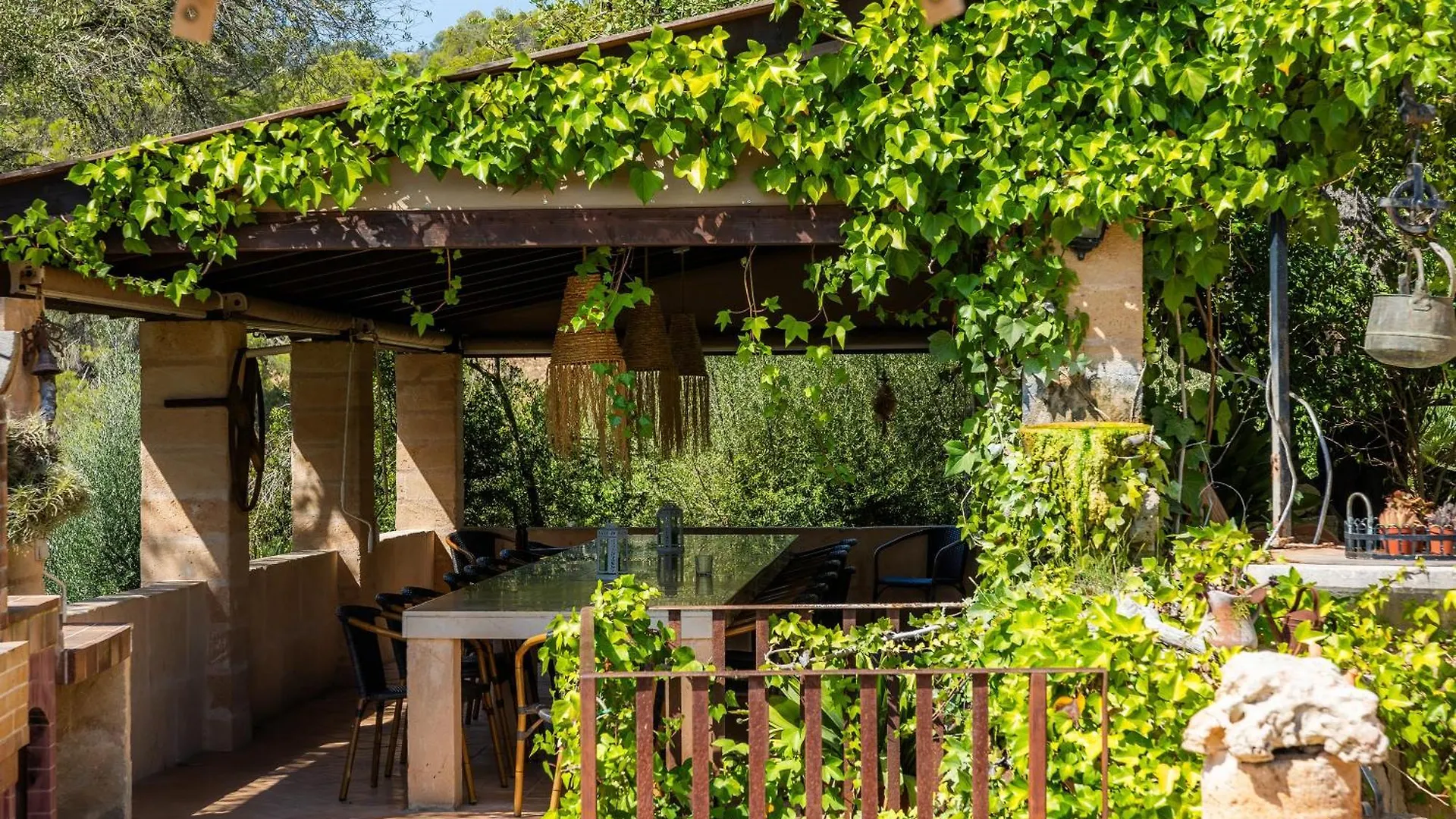 Es Forn Apartment Petra  Spain
